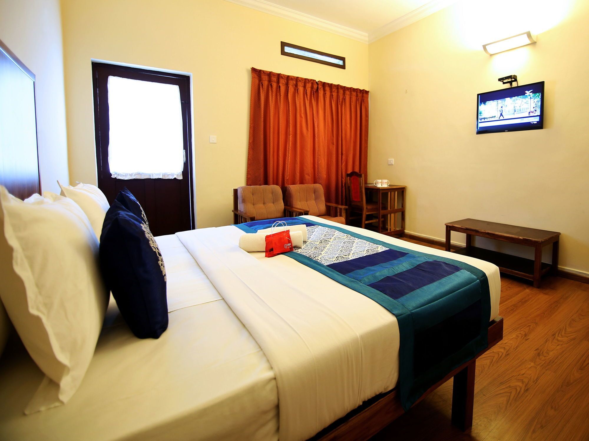 Oyo 2887 Hotel Sn International Kumily 外观 照片
