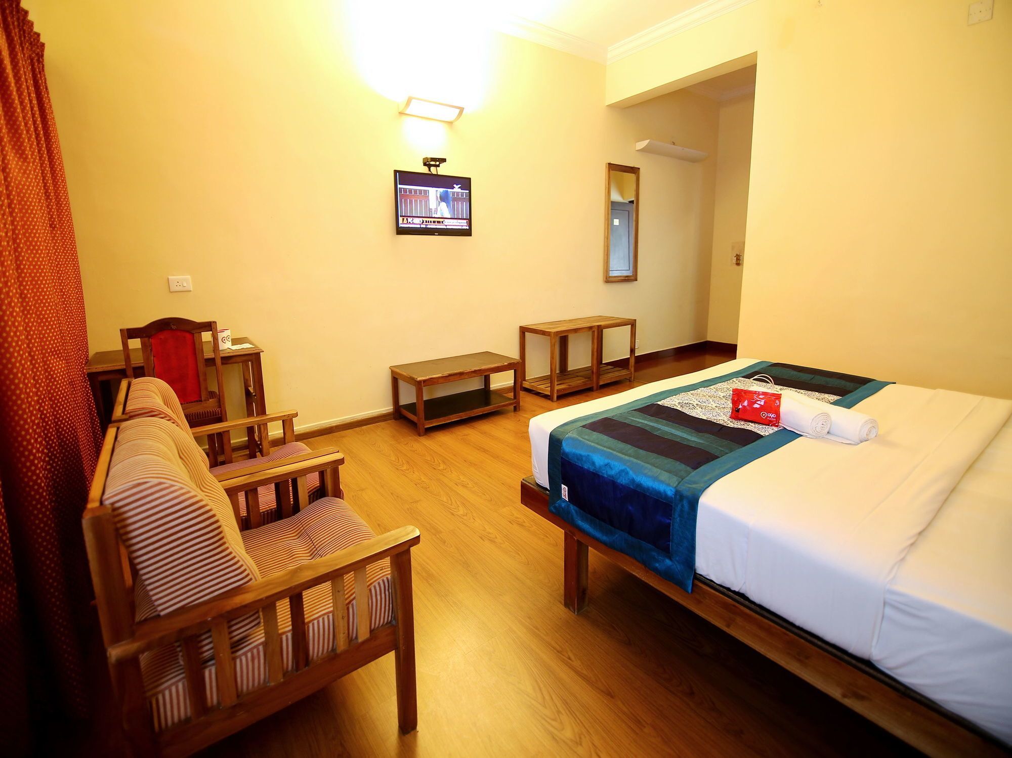 Oyo 2887 Hotel Sn International Kumily 外观 照片
